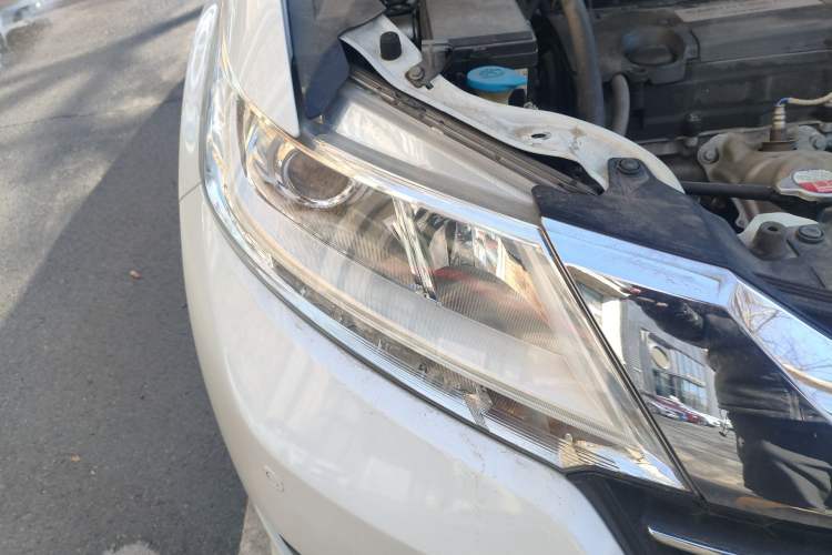 Used Honda Odyssey 2015 Revised 2.4L Luxury Edition Right Front Headlight