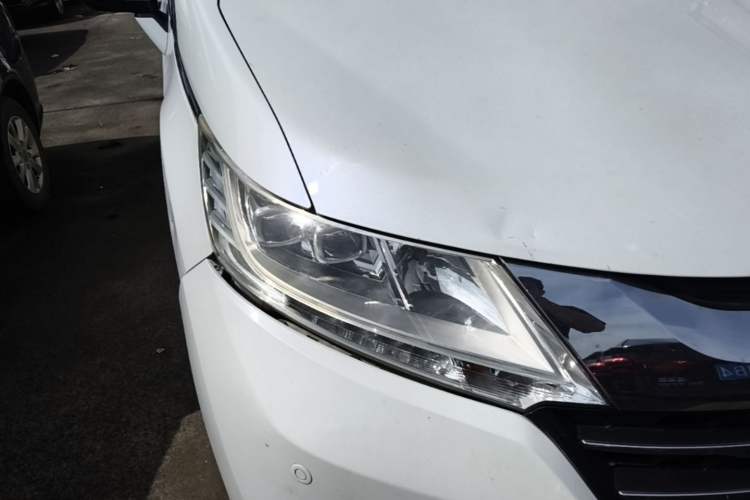 Used Honda Odyssey 2015 Updated Version 2.4L Smart Edition Right Front Headlight