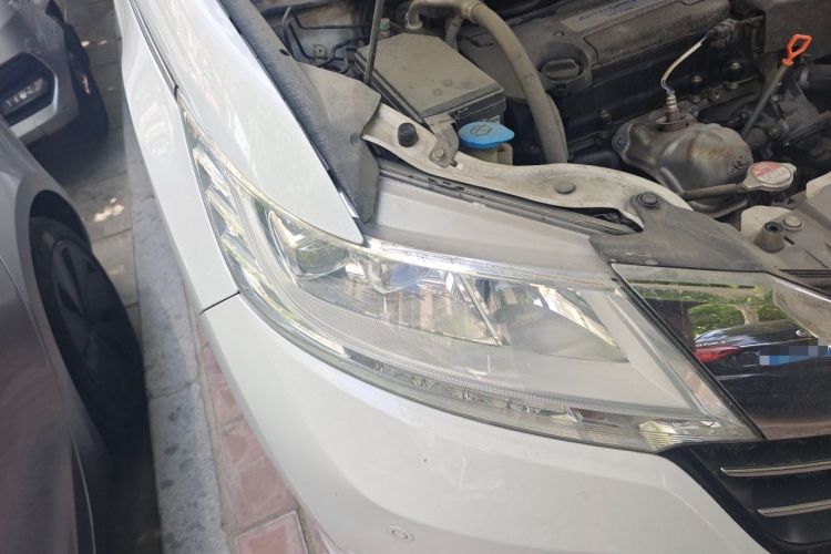Used Honda Odyssey 2015 Updated Version 2.4L Smart Edition Right Front Headlight