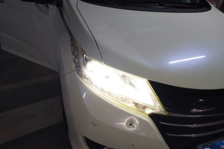 Used Honda Odyssey 2015 2.4L Supreme Edition Right Front Headlight