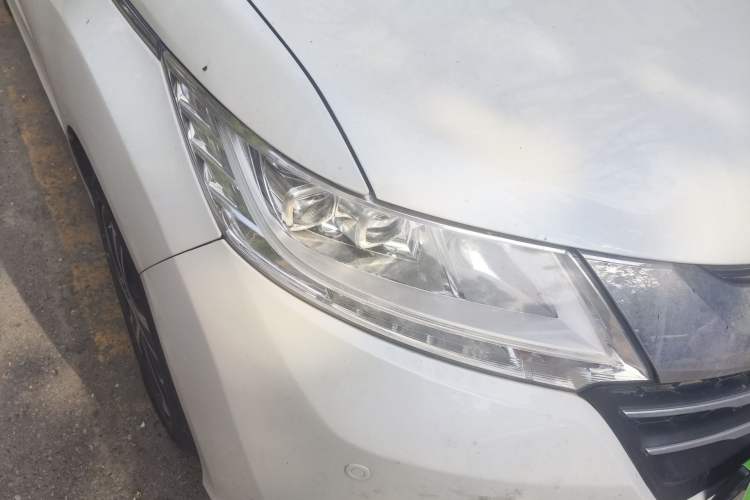 Used Honda Odyssey 2015 Updated Version 2.4L Smart Edition Right Front Headlight