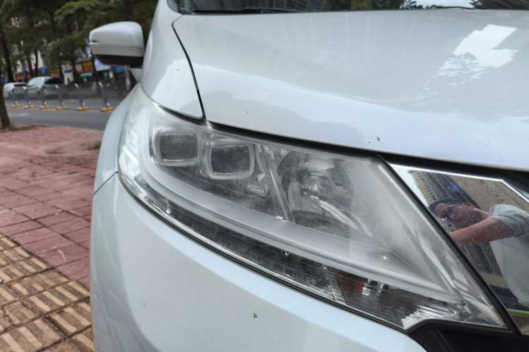 Used Honda Odyssey 2015 2.4L Smart Edition Right Front Headlight