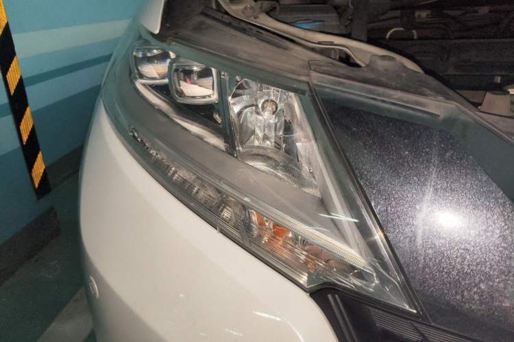 Used Honda Odyssey 2015 2.4L Smart Edition Right Front Headlight