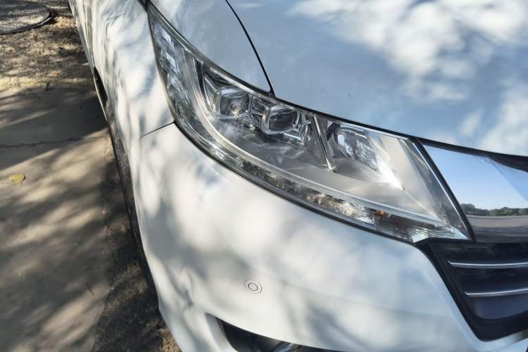 Used Honda Odyssey 2015 2.4L Smart Edition Right Front Headlight