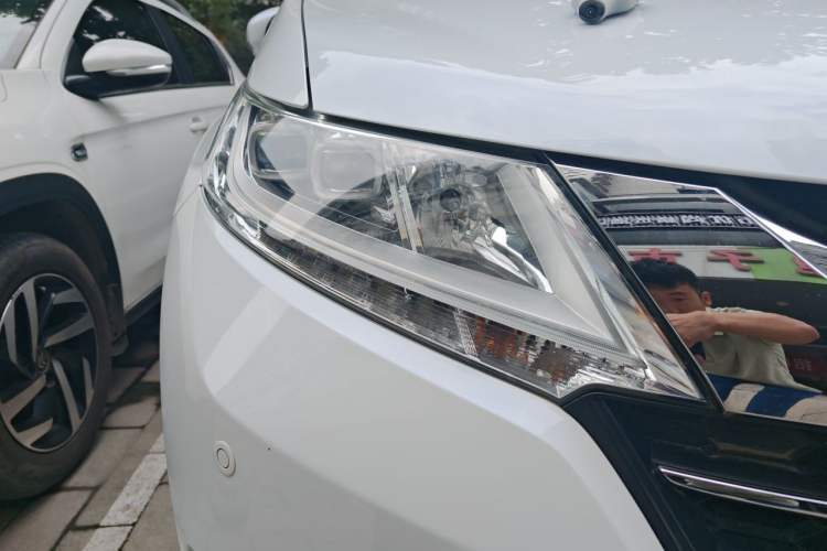 Used Honda Odyssey 2015 Updated Version 2.4L Smart Edition Right Front Headlight