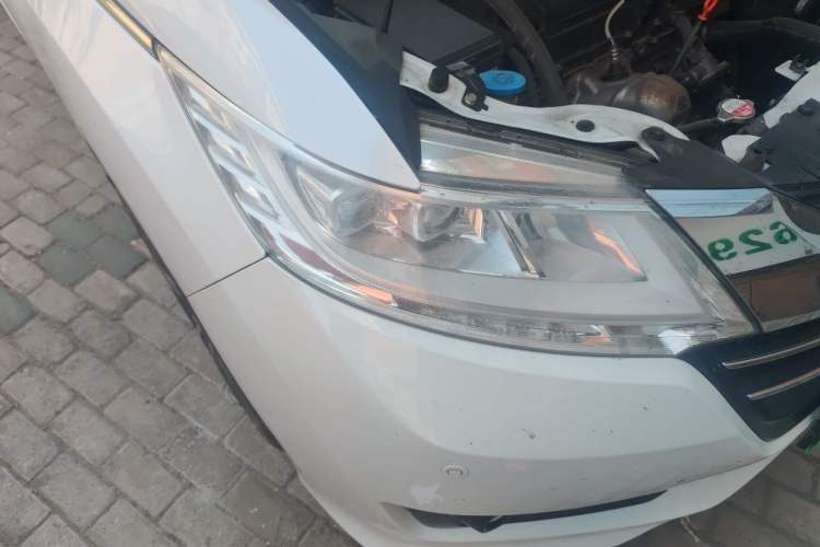 Used Honda Odyssey 2015 Updated Version 2.4L Smart Edition Right Front Headlight