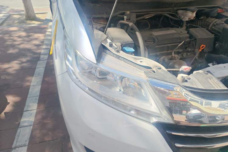 Used Honda Odyssey 2015 Revised Version 2.4L Supreme Edition Right Front Headlight