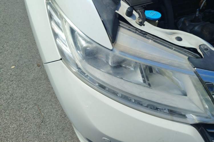 Used Honda Odyssey 2015 2.4L Supreme Edition Right Front Headlight