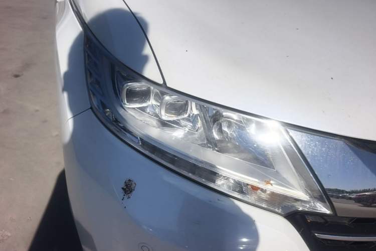 Used Honda Odyssey 2015 Revised Version 2.4L Supreme Edition Right Front Headlight
