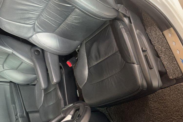 Used Honda Odyssey 2015 Updated Version 2.4L Smart Edition Right Front Seat