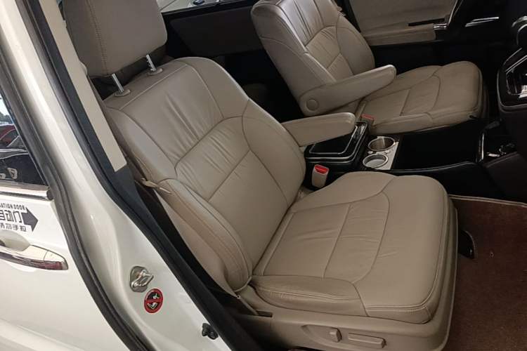 Used Honda Odyssey 2015 2.4L Prestige Edition Right Front Seat