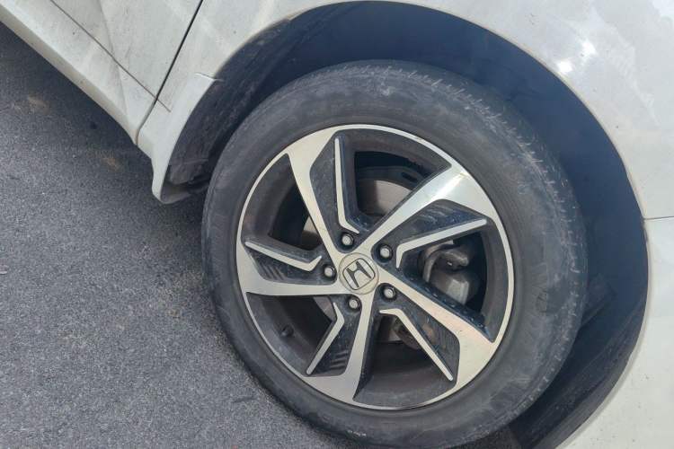 Used Honda Odyssey 2015 Revised Version 2.4L Supreme Edition Right Front Wheel Hub