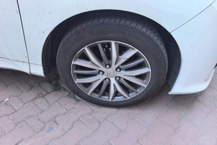 Used Honda Odyssey 2015 Revised Version 2.4L Supreme Edition Right Front Wheel Hub