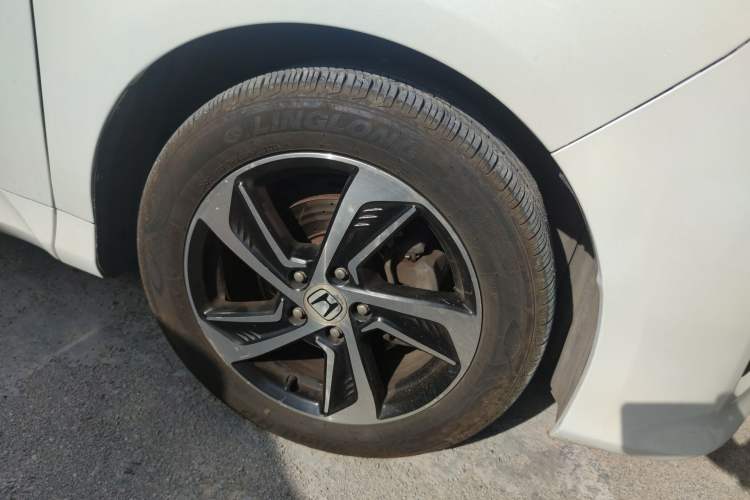 Used Honda Odyssey 2015 Revised 2.4L Luxury Edition Right Front Wheel Hub
