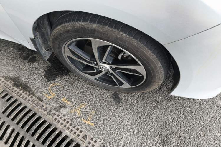 Used Honda Odyssey 2015 Revised 2.4L Luxury Edition Right Front Wheel Hub