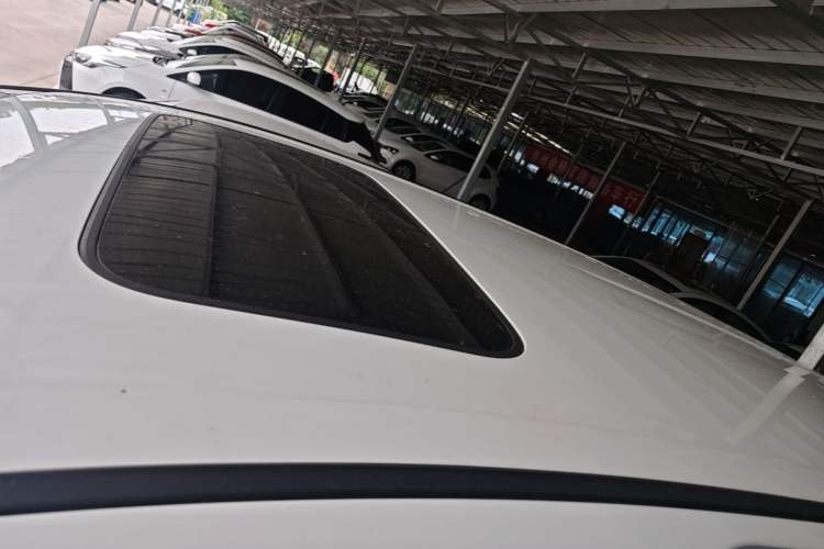 Used Honda Odyssey 2015 Revised 2.4L Luxury Edition Roof