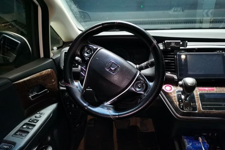 Used Honda Odyssey 2015 2.4L Smart Edition Steering Wheel