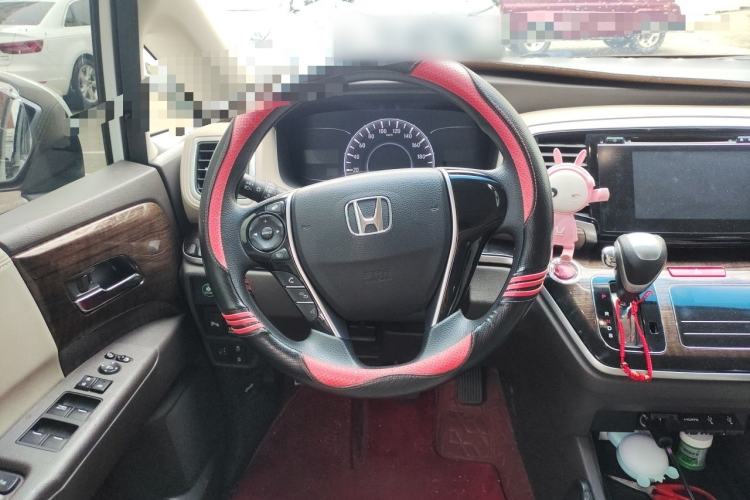 Used Honda Odyssey 2015 Revised 2.4L Luxury Edition Steering Wheel
