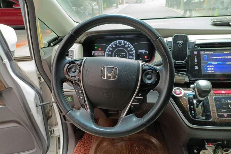 Used Honda Odyssey 2015 2.4L Prestige Edition Steering Wheel