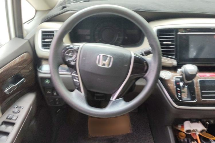 Used Honda Odyssey 2015 Revised 2.4L Luxury Edition Steering Wheel