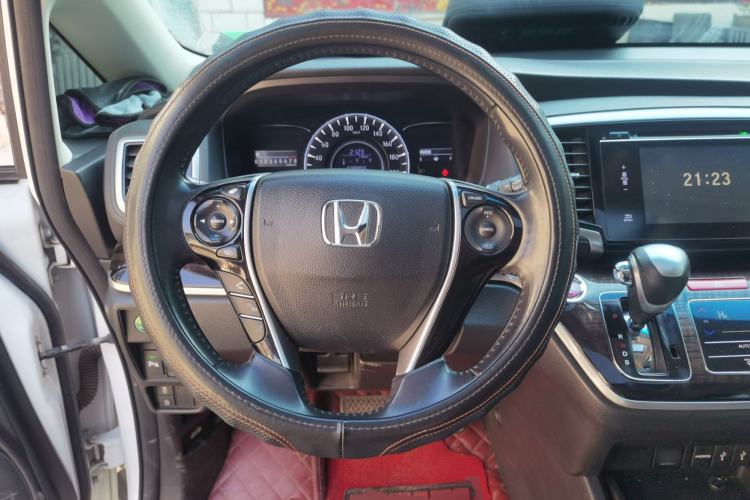 Used Honda Odyssey 2015 Updated Version 2.4L Smart Edition Steering Wheel