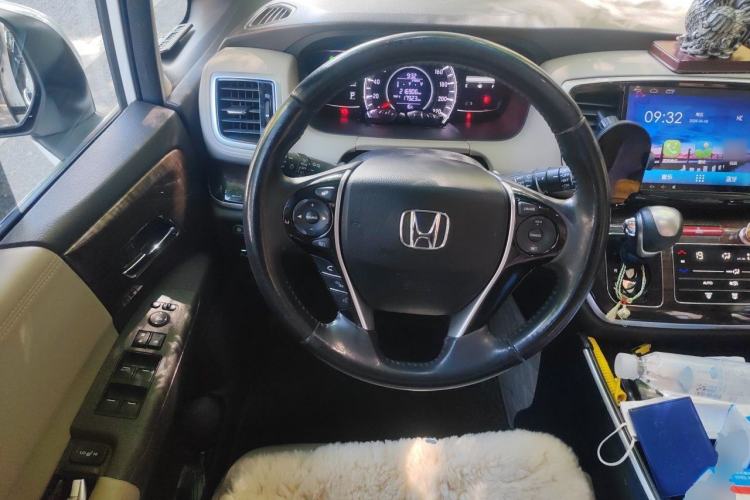 Used Honda Odyssey 2015 Updated Version 2.4L Smart Edition Steering Wheel