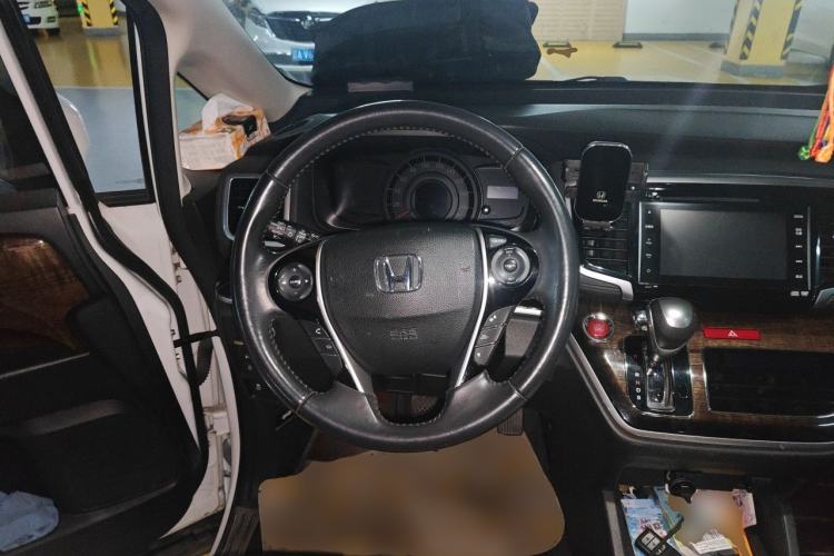 Used Honda Odyssey 2015 2.4L Supreme Edition Steering Wheel