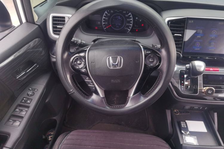 Used Honda Odyssey 2015 Updated 2.4L Smart Cool Version Steering Wheel