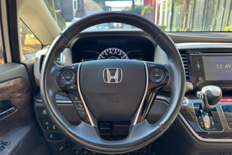 Used Honda Odyssey 2015 2.4L Smart Edition Steering Wheel