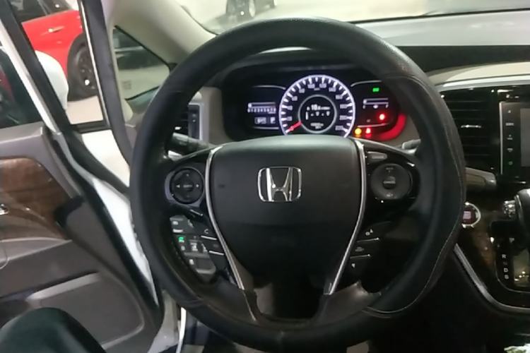 Used Honda Odyssey 2015 2.4L Supreme Edition Steering Wheel