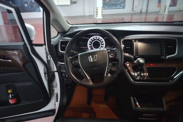 Used Honda Odyssey 2015 Revised Version 2.4L Supreme Edition Steering Wheel
