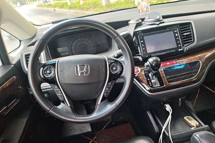 Used Honda Odyssey 2015 2.4L Supreme Edition Steering Wheel