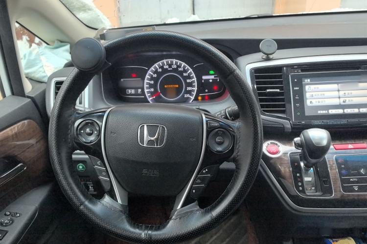 Used Honda Odyssey 2015 Revised Version 2.4L Supreme Edition Steering Wheel