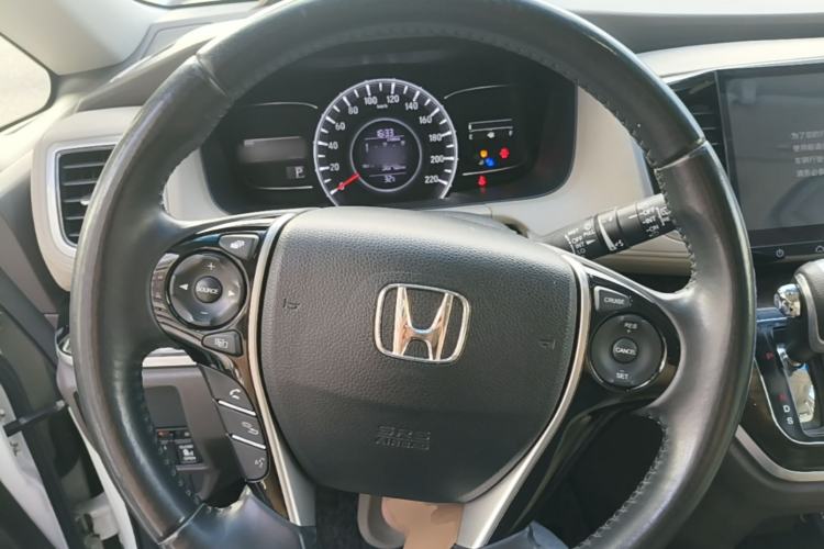 Used Honda Odyssey 2015 Updated Version 2.4L Smart Edition Steering Wheel
