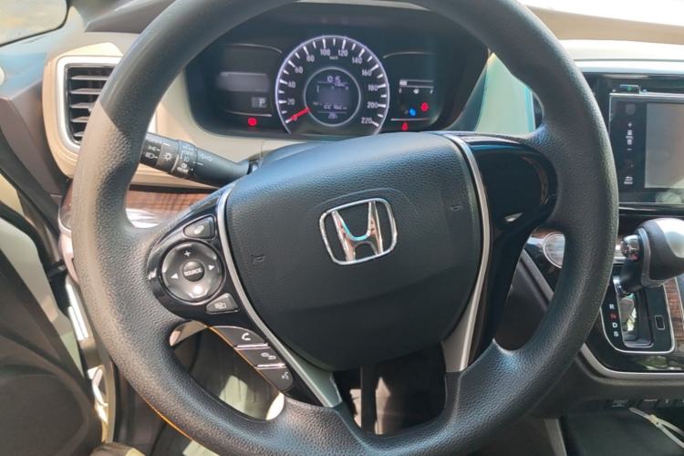 Used Honda Odyssey 2015 2.4L Comfort Edition Steering Wheel