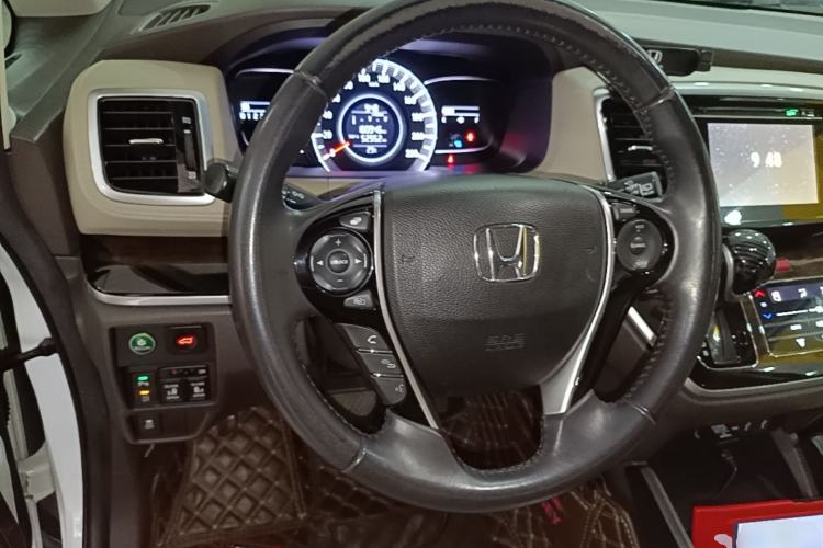 Used Honda Odyssey 2015 2.4L Smart Edition Steering Wheel