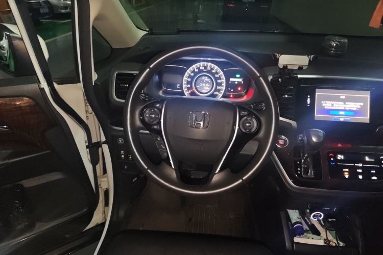 Used Honda Odyssey 2015 2.4L Smart Edition Steering Wheel