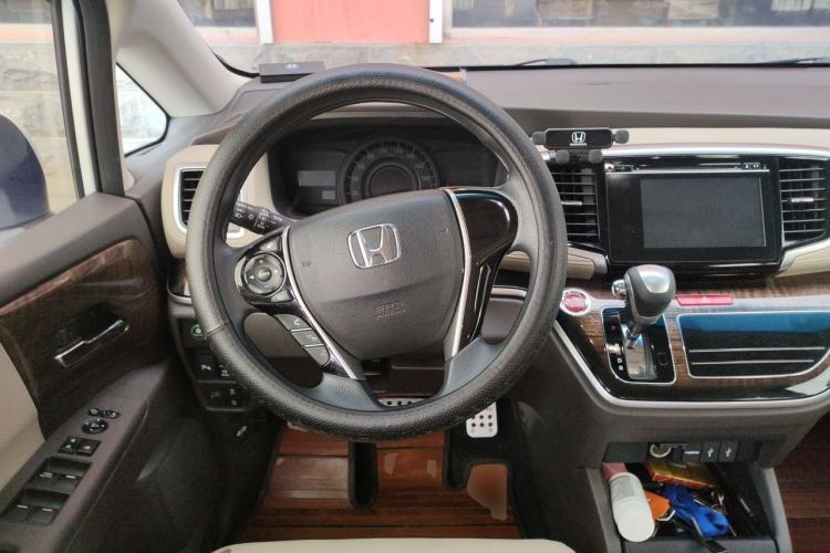 Used Honda Odyssey 2015 Revised 2.4L Luxury Edition Steering Wheel