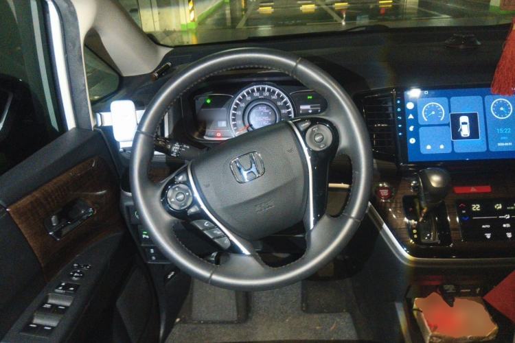Used Honda Odyssey 2015 Updated Version 2.4L Smart Edition Steering Wheel