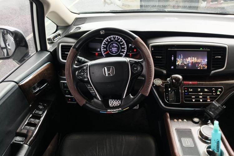 Used Honda Odyssey 2015 Revised 2.4L Luxury Edition Steering Wheel