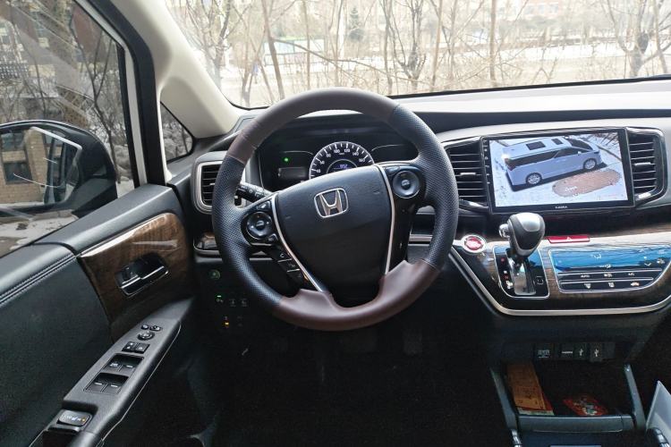 Used Honda Odyssey 2015 2.4L Smart Edition Steering Wheel
