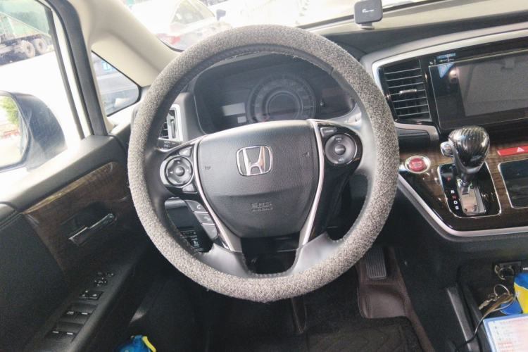 Used Honda Odyssey 2015 Updated Version 2.4L Smart Edition Steering Wheel