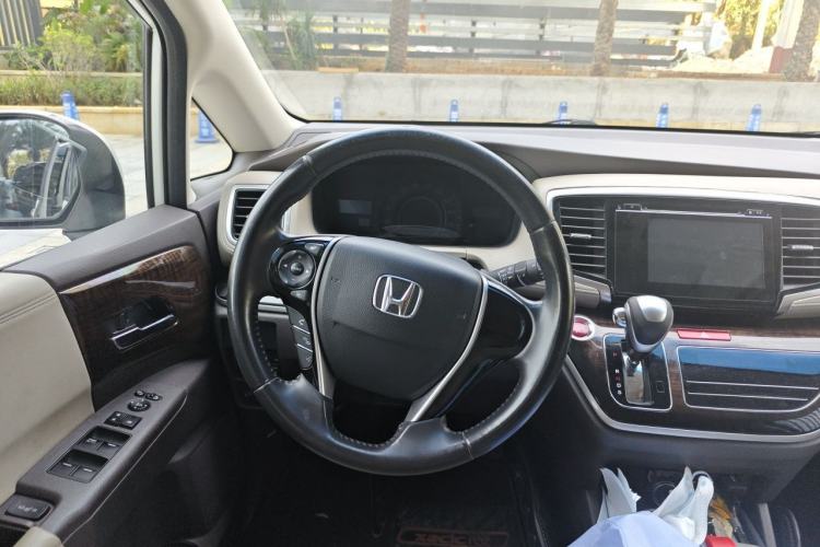 Used Honda Odyssey 2015 2.4L Luxury Edition Steering Wheel