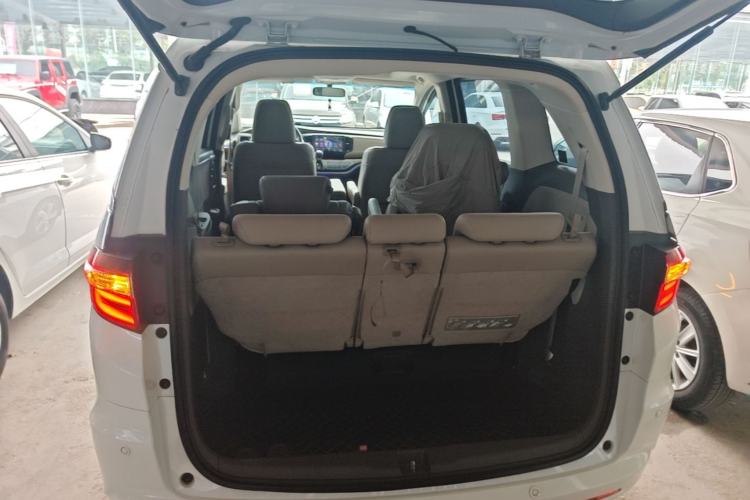 Used Honda Odyssey 2015 Revised 2.4L Luxury Edition Trunk