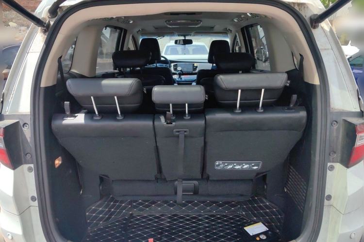 Used Honda Odyssey 2015 Revised Version 2.4L Supreme Edition Trunk