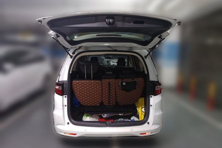Used Honda Odyssey 2015 Updated Version 2.4L Smart Edition Trunk