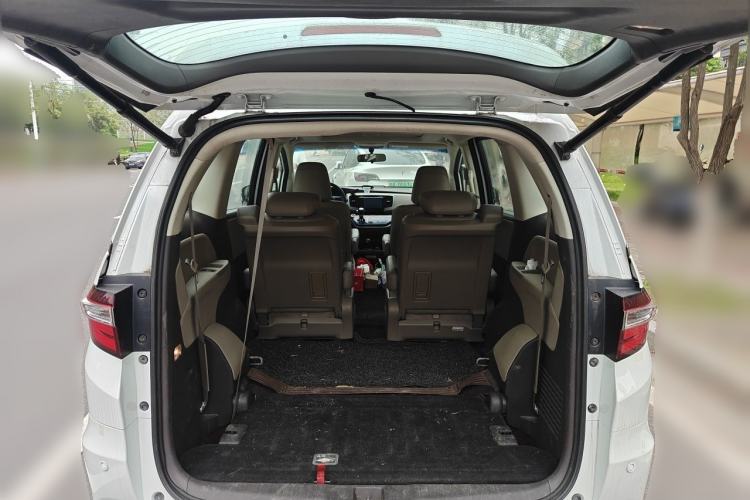 Used Honda Odyssey 2015 Revised 2.4L Luxury Edition Trunk