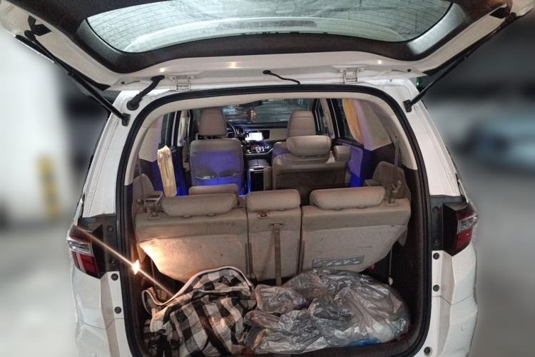 Used Honda Odyssey 2015 Revised 2.4L Luxury Edition Trunk