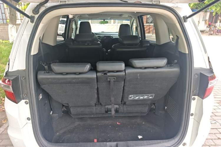 Used Honda Odyssey 2015 2.4L Smart Edition Trunk