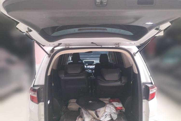 Used Honda Odyssey 2015 2.4L Smart Edition Trunk